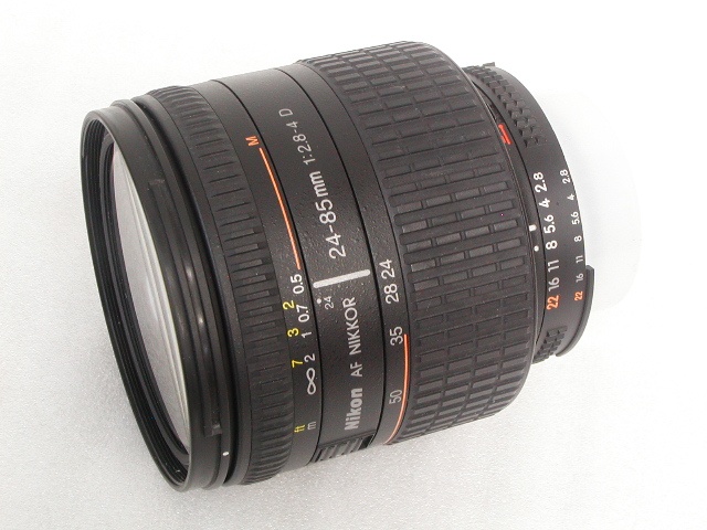 AF NIKKOR  24-85mm f/2.8-4 D
