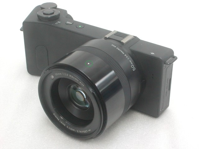 シグマ dp3 Quattro 50mm 1:2.8 MACRO