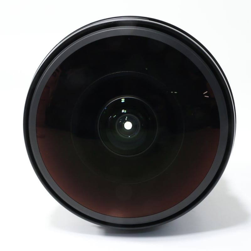 EF8-15mm F4L フィッシュアイ USM