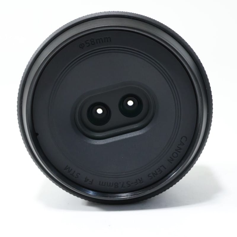 RF-S 7.8mm F4 STM DUAL