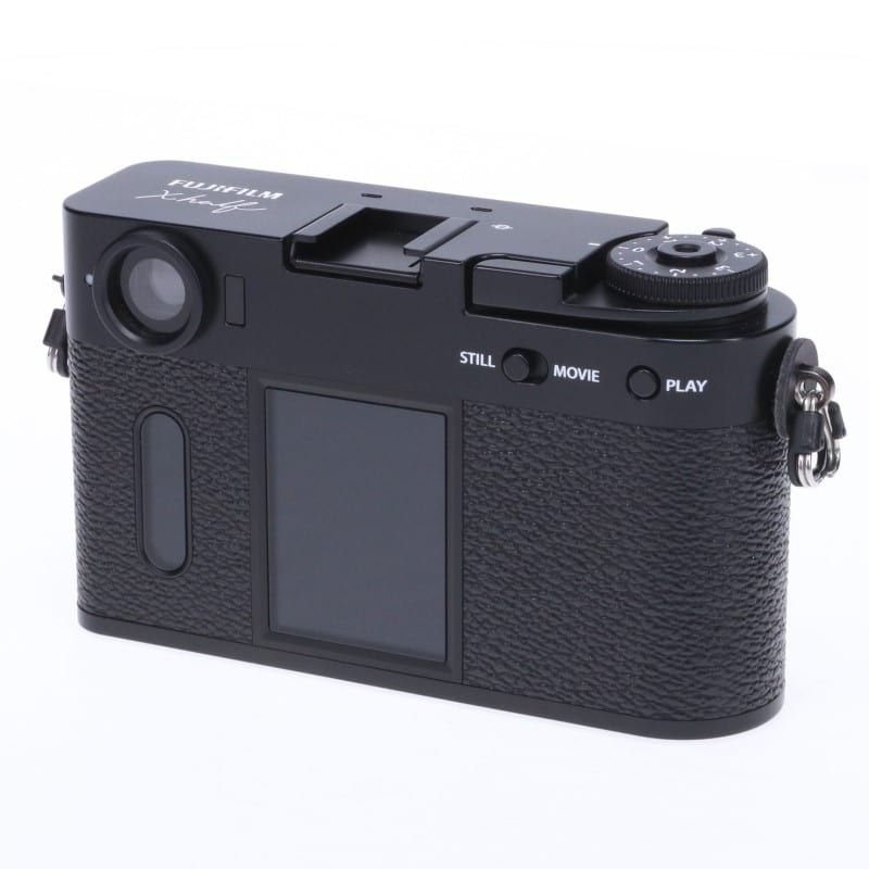 X half (FUJIFILM X-HF1) ブラック