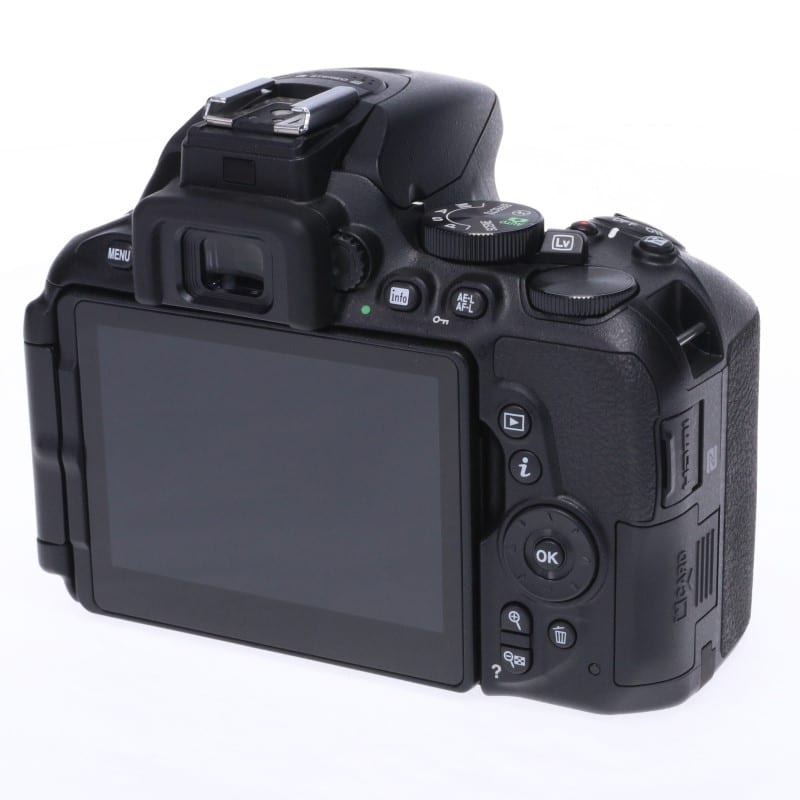 D5600 ボディ