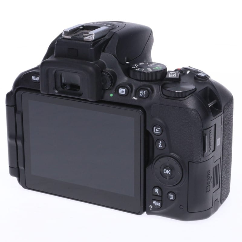 D5600 ボディ