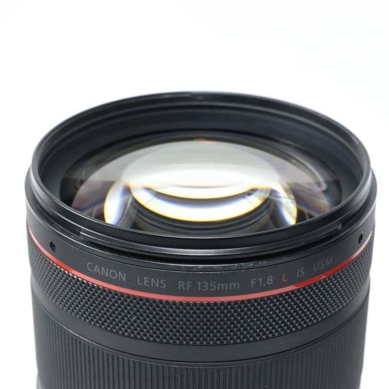 RF135mm F1.8 L IS USM