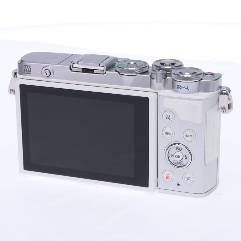 PEN E-P7 ボディー ホワイト