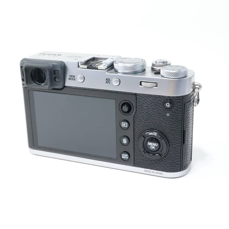 FUJIFILM X100F シルバー