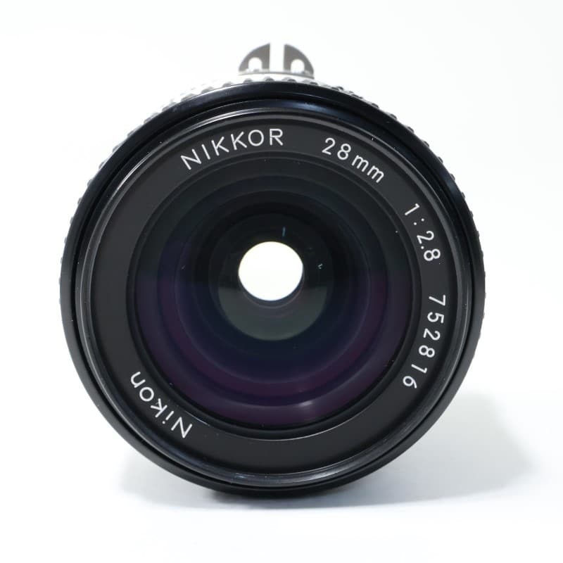 AI Nikkor 28mm f/2.8S