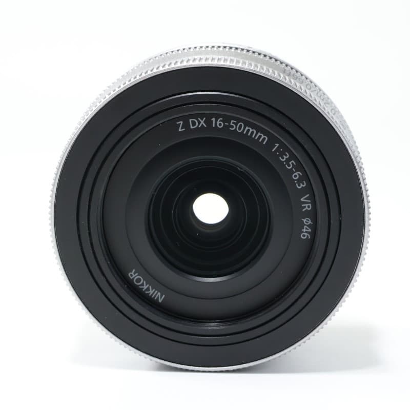 NIKKOR Z DX 16-50mm f/3.5-6.3 VR シルバー