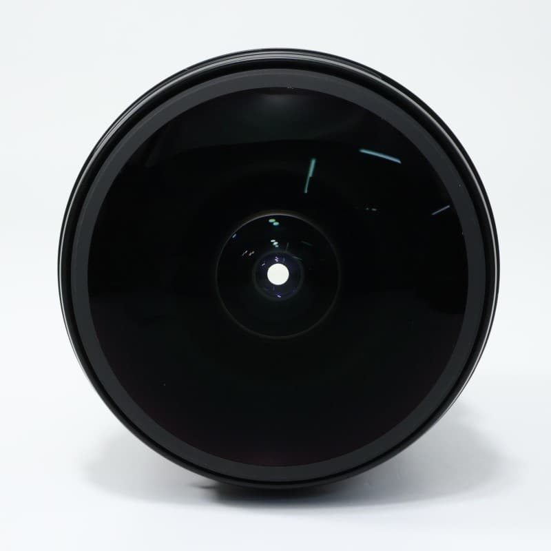 EF8-15mm F4L フィッシュアイ USM