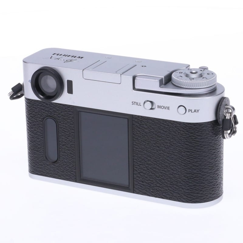 X half (FUJIFILM X-HF1) シルバー