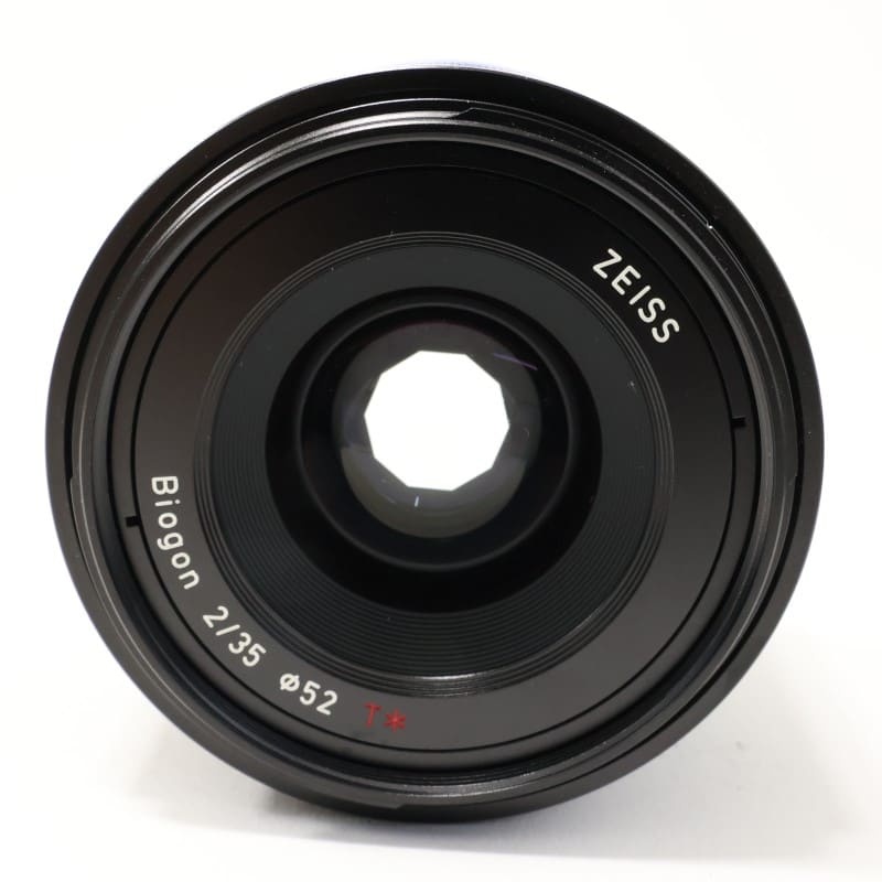 Loxia 2/35 E-mount