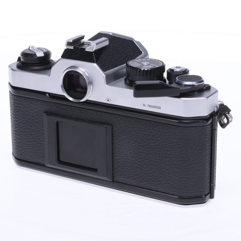 New FM2 シルバー