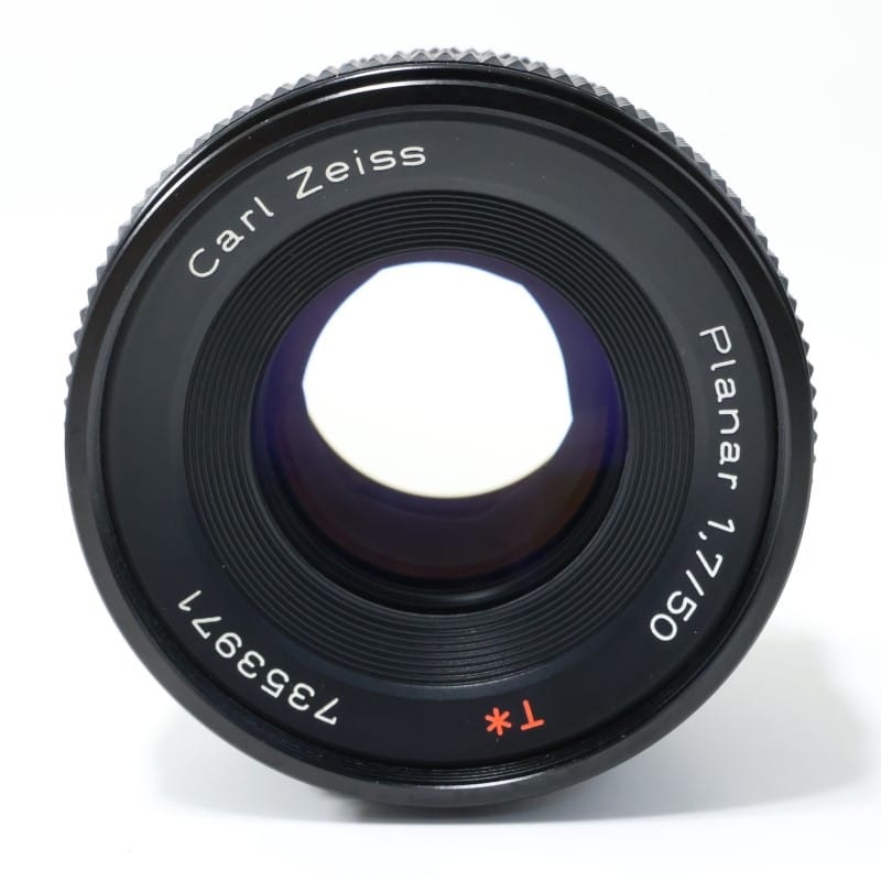 Planar T* 50mm F1.7 MM J