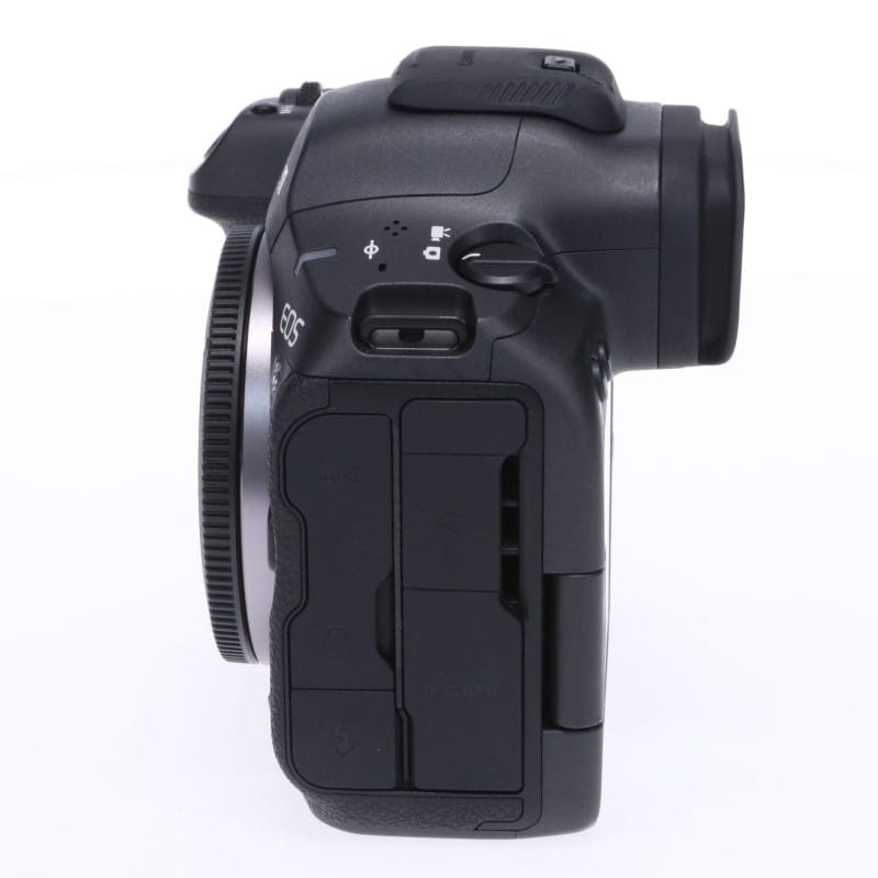 EOS R5 Mark II ボディー