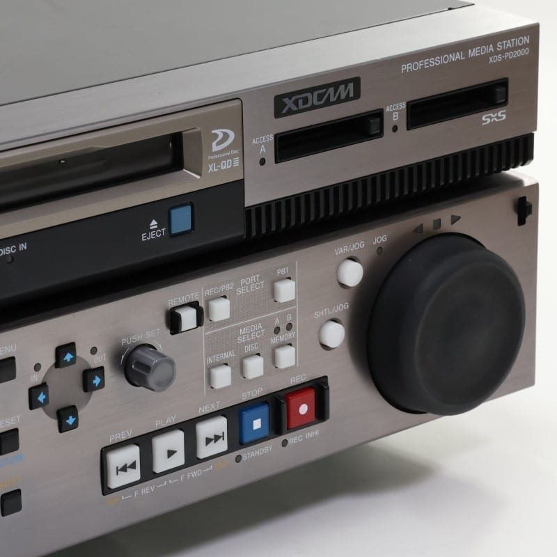 XDS-PD2000 [XDCAMプロフェッショナルメディアステーション]