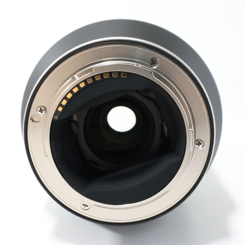 70-300mm F/4.5-6.3 Di III RXD (Model A047) ソニー E マウント用