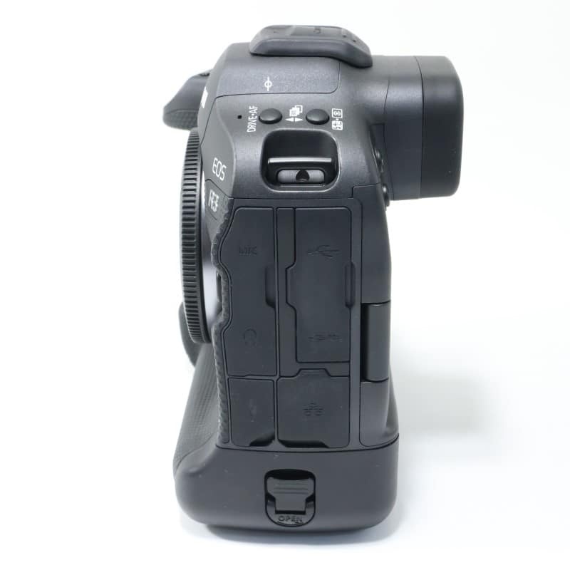 EOS R3 ボディー