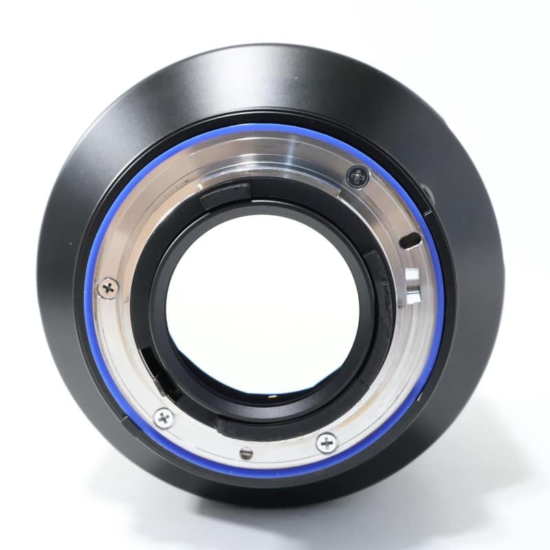 Milvus 1.4/85 ZF.2
