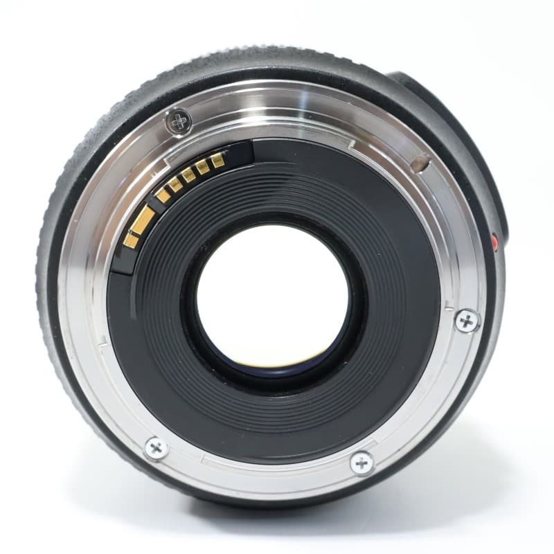 EF 35mm F2 IS USM