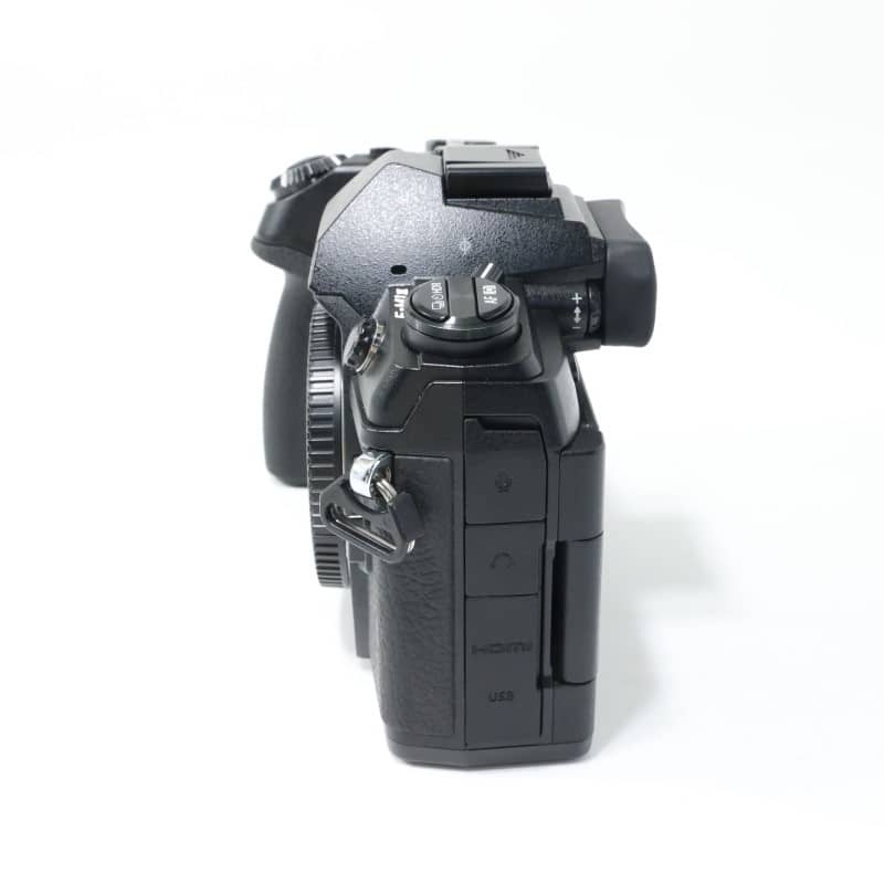 OM-D E-M1 Mark II ボディー