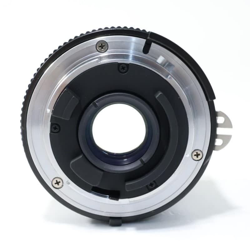 AI Nikkor 28mm f/2.8S