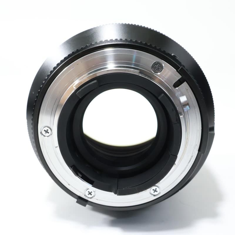 Makro Planar T* 2/100 ZF.2