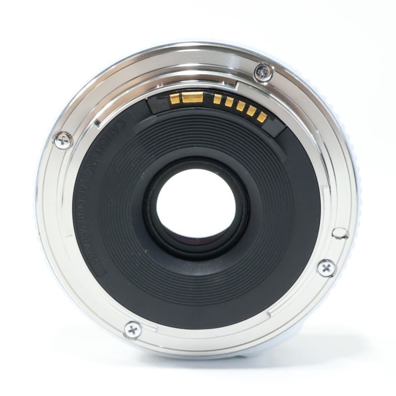 EF 40mm F2.8 STM ホワイト