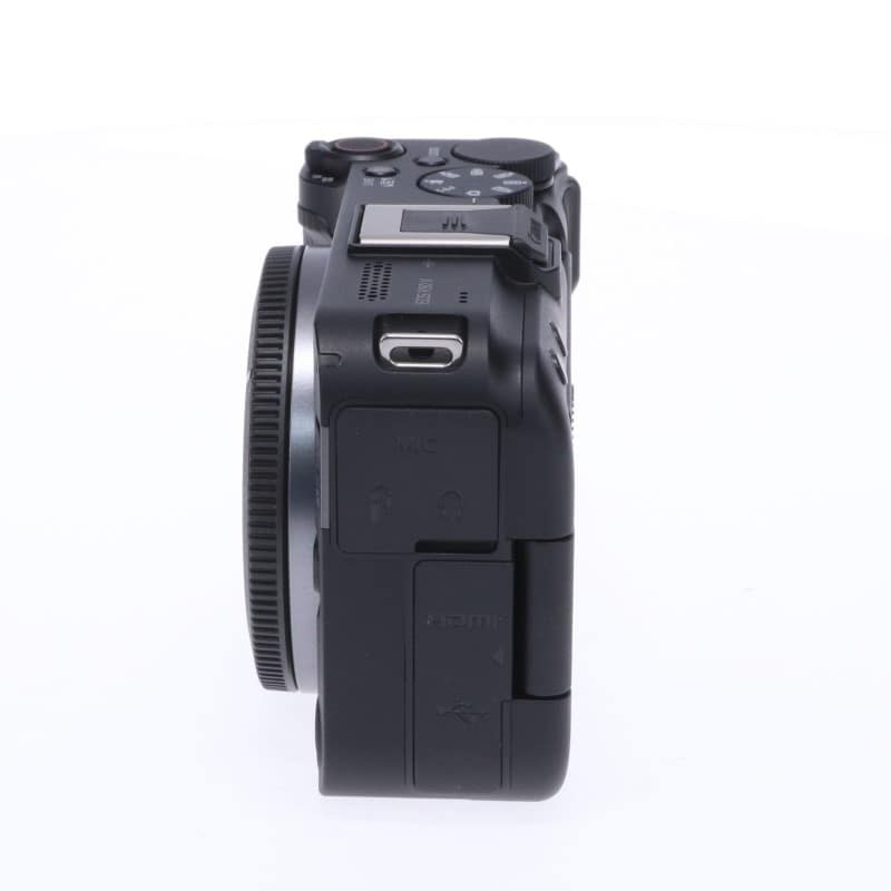 EOS R50 V