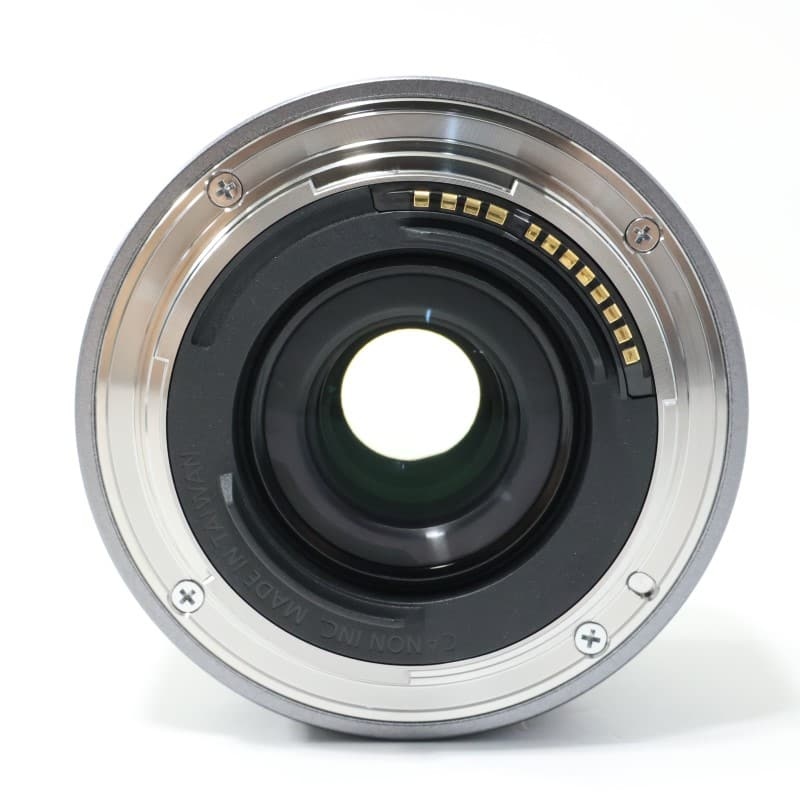 RF16mm F2.8 STM