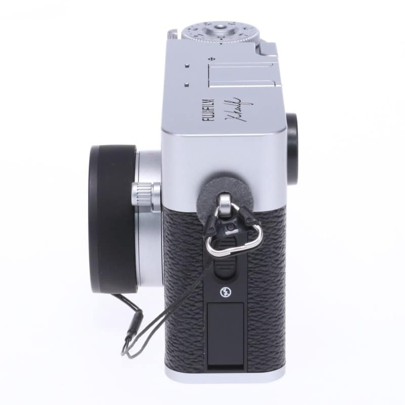 X half (FUJIFILM X-HF1) シルバー