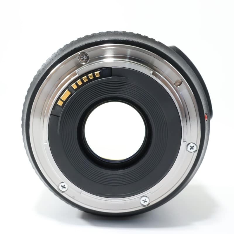 EF 35mm F2 IS USM