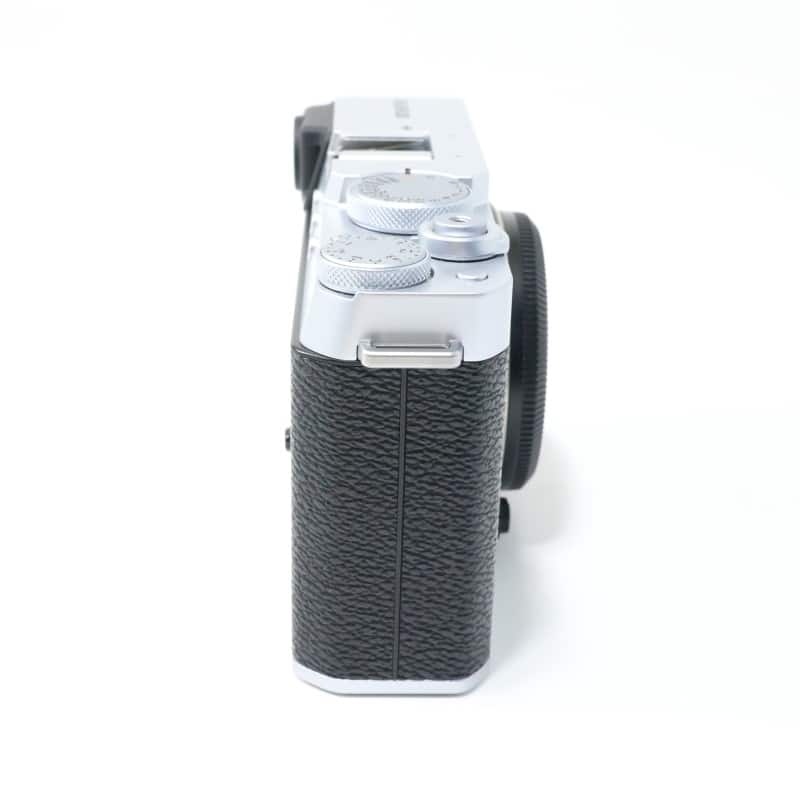 FUJIFILM X-E4 ボディ シルバー