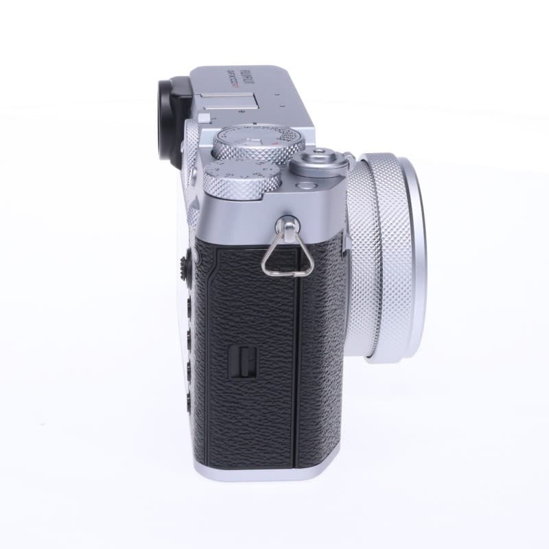 FUJIFILM GFX100RF シルバー