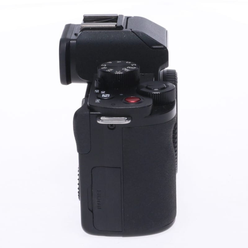 LUMIX G100 DC-G100 ボディ単体