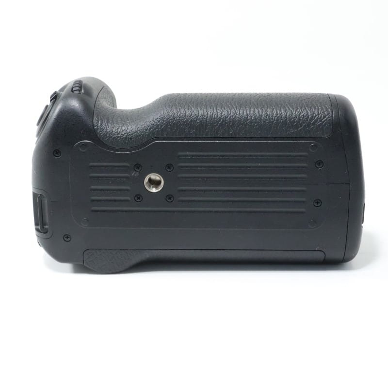 バッテリーグリップ D-BG8