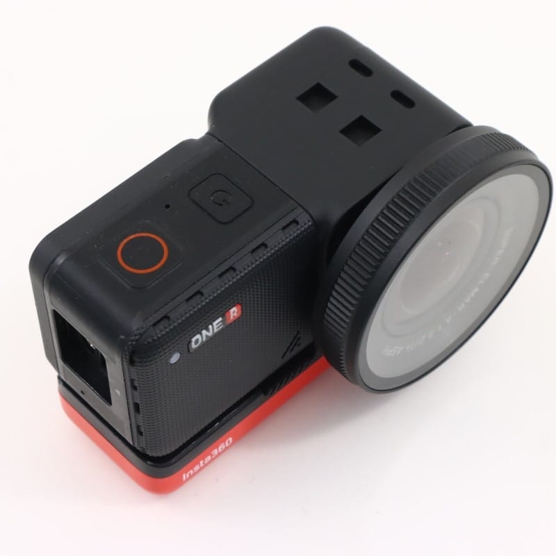 CINAKGP/B [Insta360 ONE R 1-Inch Edition]