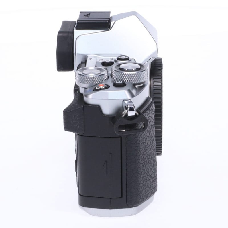 OM-D E-M5 Mark II ボディー シルバー