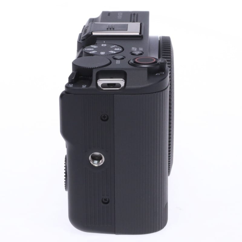EOS R50 V
