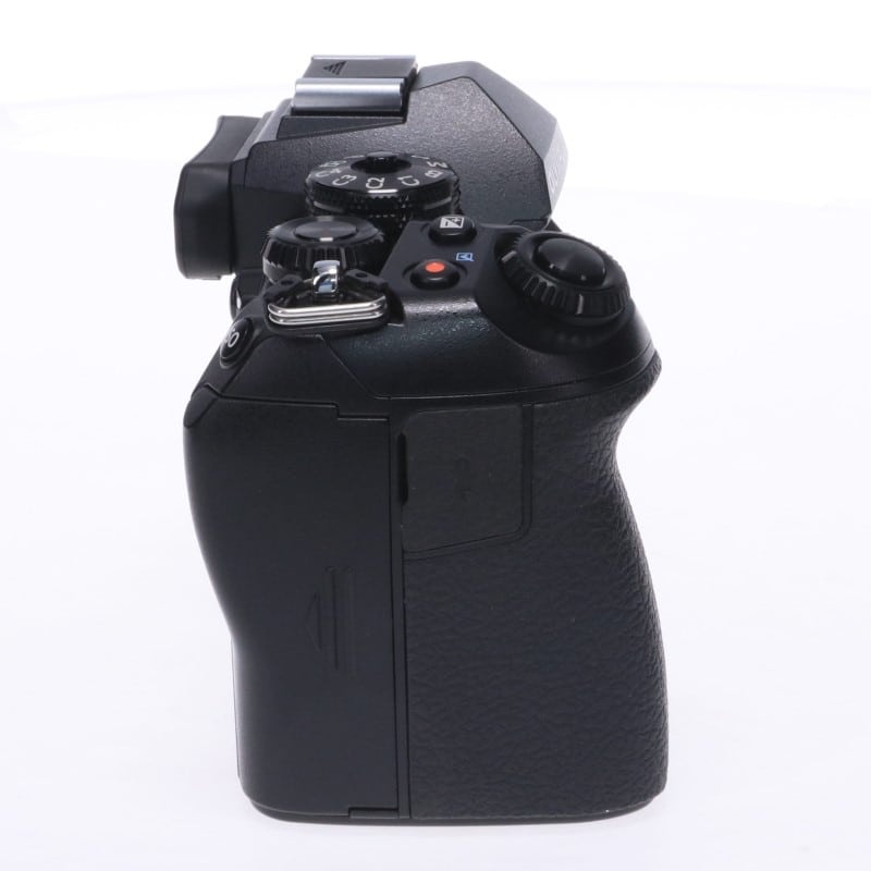OM-D E-M1 Mark III ボディー