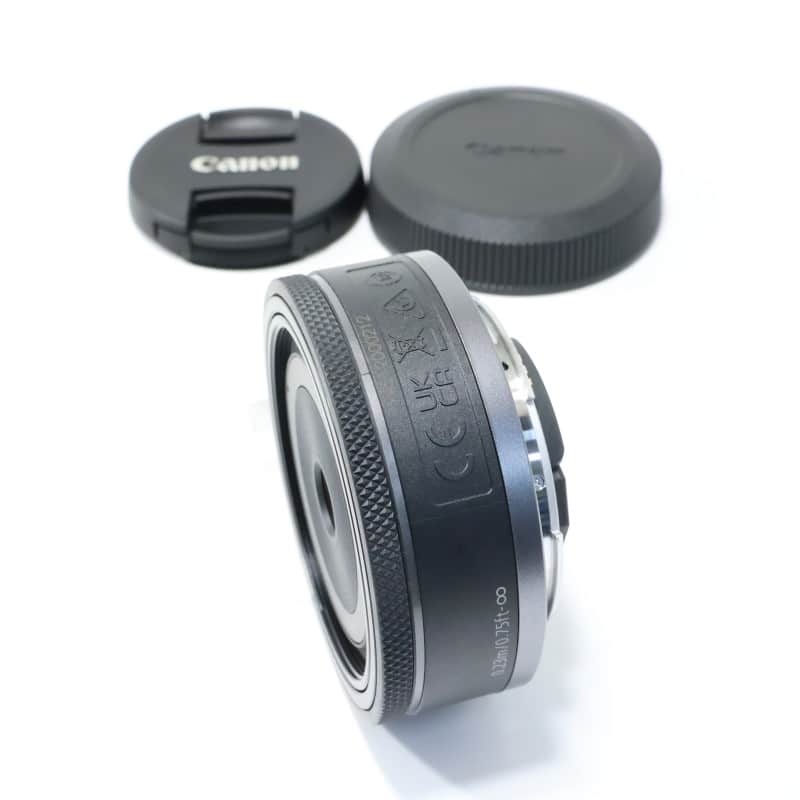 RF28mm F2.8 STM