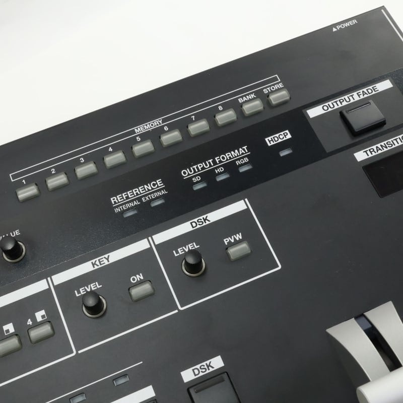 V-800HD [マルチフォーマット・ビデオ・スイッチャー]
