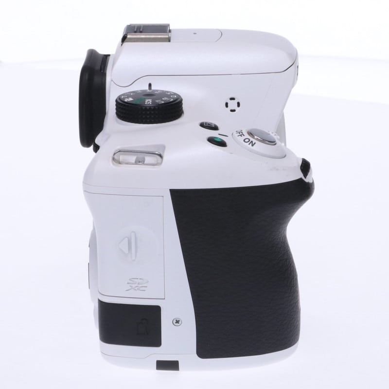 PENTAX K-50 ボディ ホワイト