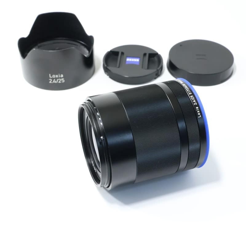 Loxia 2.4/25 E-mount