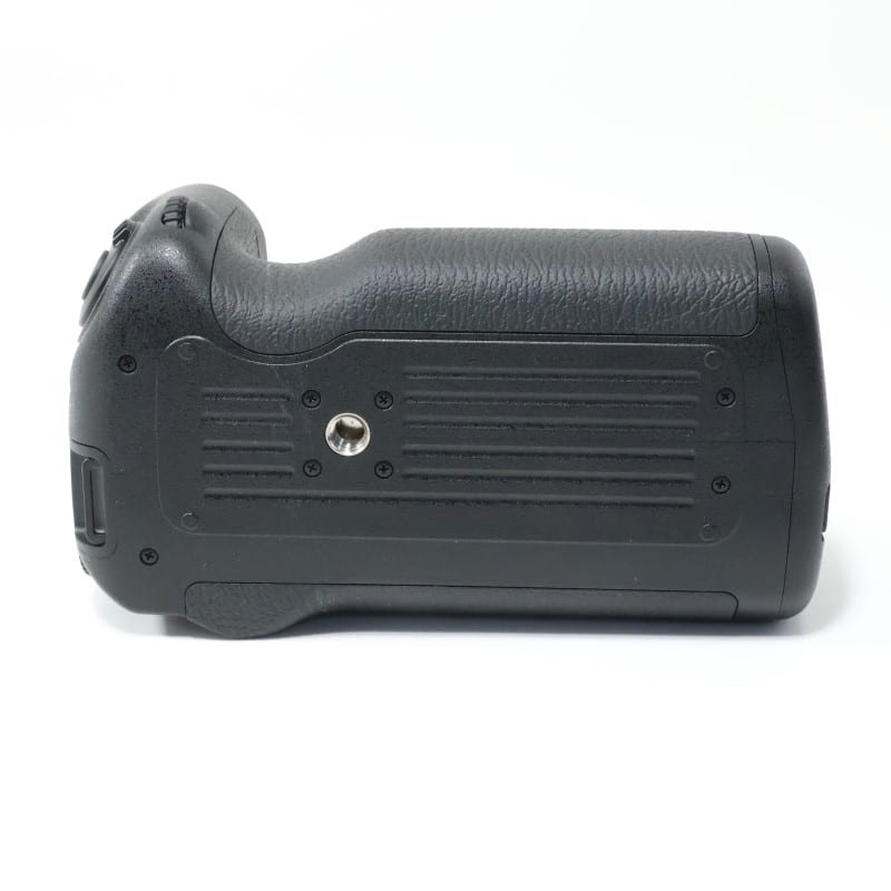 バッテリーグリップ D-BG8