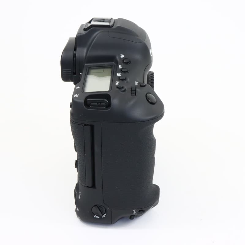 EOS-1D X Mark III ボディー