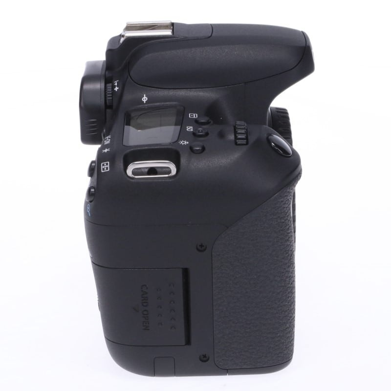 EOS 9000D ボディー
