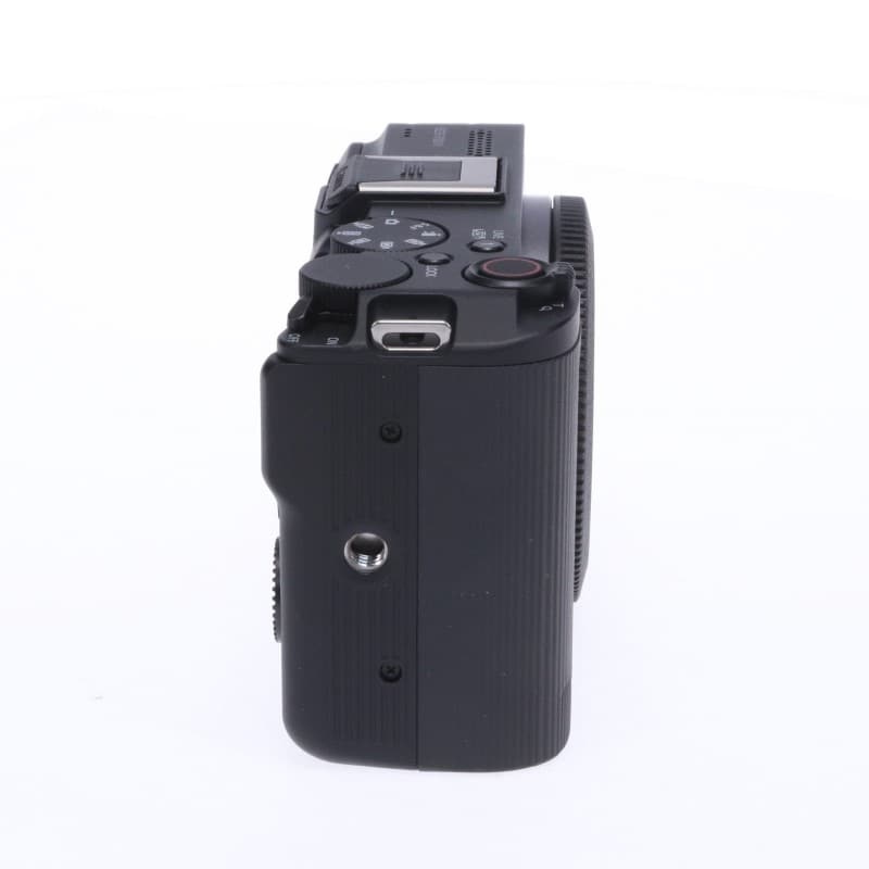 EOS R50 V