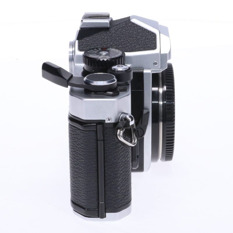 New FM2 シルバー