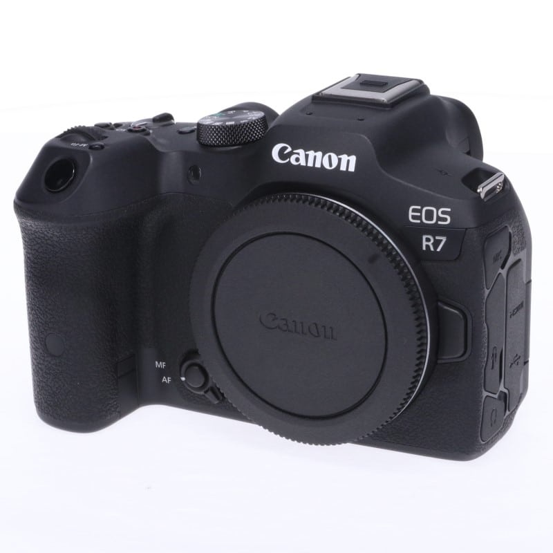 EOS R7 ボディー
