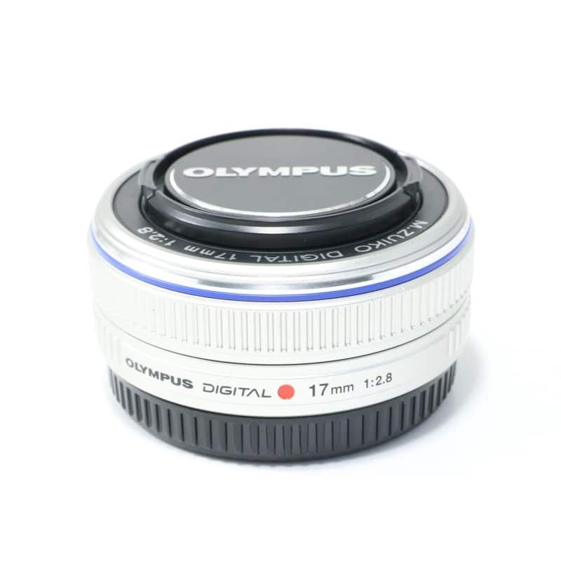M.ZUIKO DIGITAL 17mm F2.8 シルバー